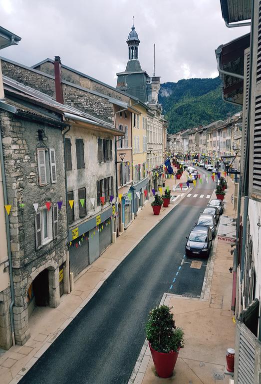 Home Nantua Studio Meubles Ain-Jura Exterior foto